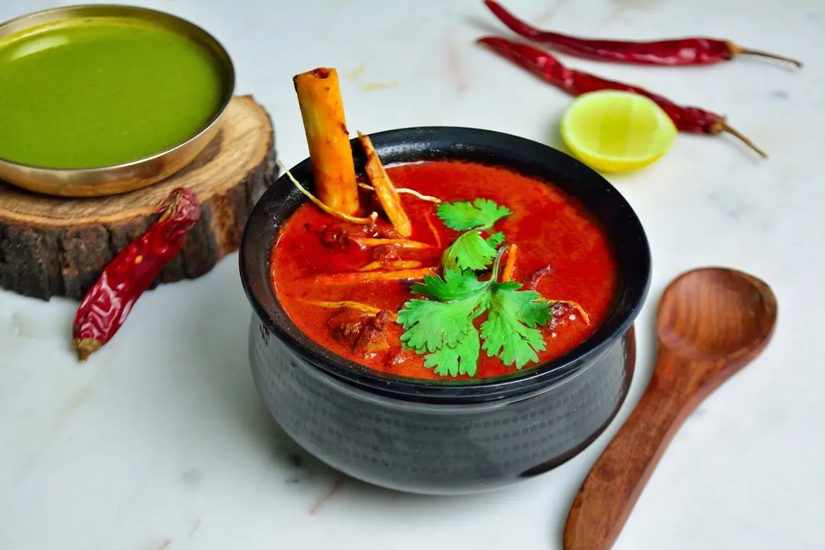 Laal Maas, Mathania chillies and all — Jaajam Restaurant, Udaipur